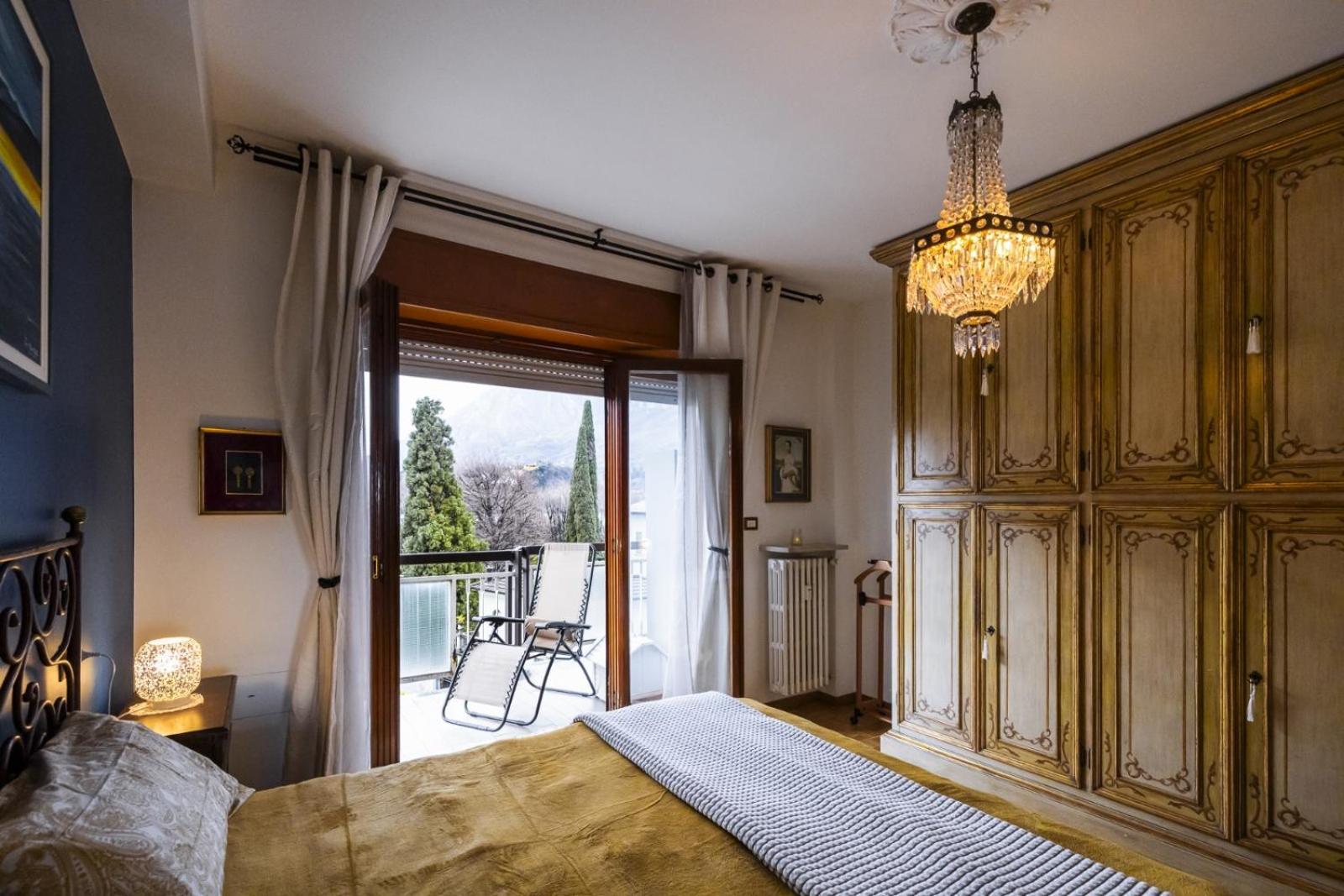 Big Deluxe Apts Italian Style Lake&Terrace Apartman Lecco Kültér fotó